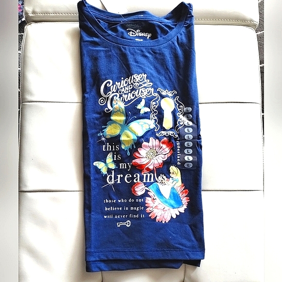NWT Disney Alice in Wonderland Juniors Crop T shirt/Tee - Picture 8 of 16